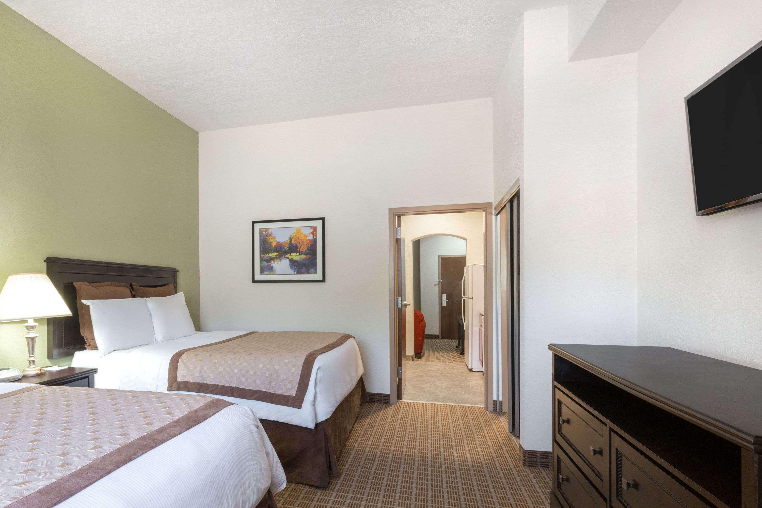 Hawthorn Extended Stay By Wyndham Kingsland Buitenkant foto