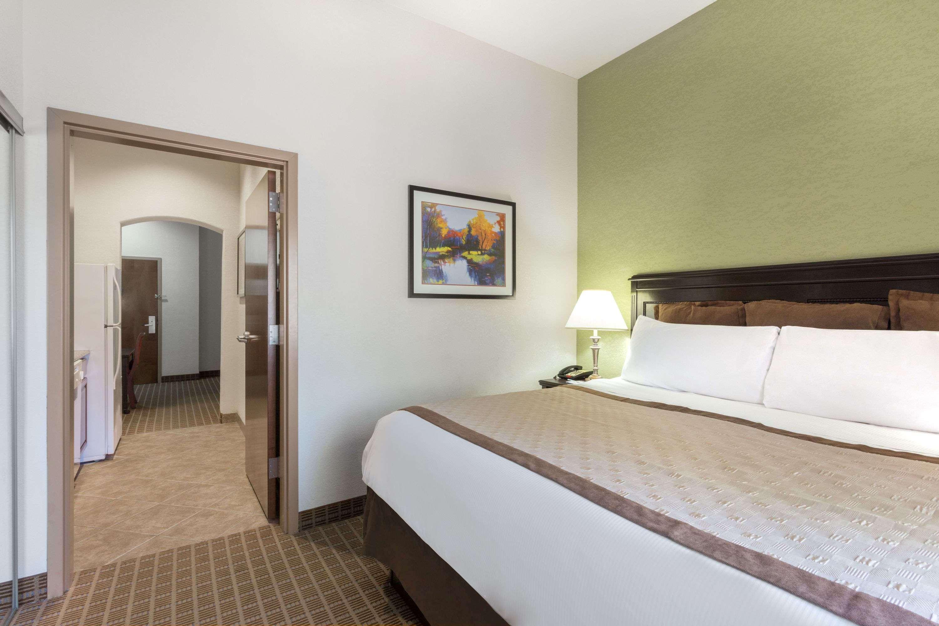 Hawthorn Extended Stay By Wyndham Kingsland Buitenkant foto